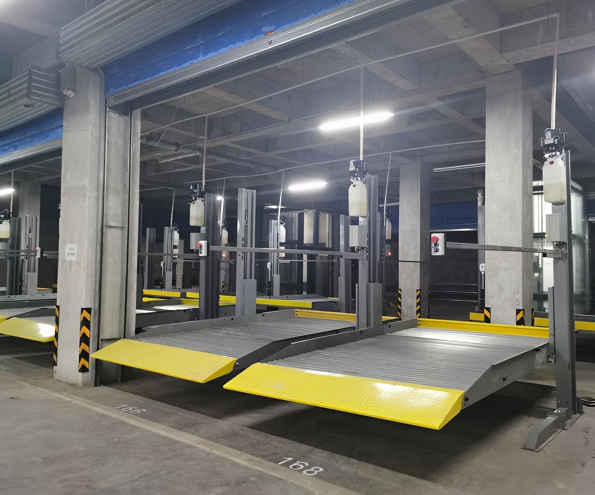 立體車(chē)庫(kù)租賃新趨勢(shì)地面立體停車(chē)設(shè)備出租全攻略